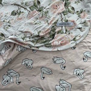 Posh peanut patoo / bamboo blanket double layered